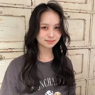 ロング RorriM natsuのヘアスタイル