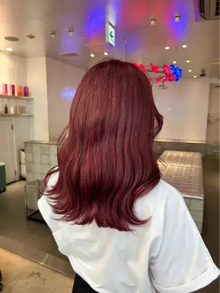 ミディアム カラー 艶髪ハイトーン /髪質改善✨レオンのヘアスタイル