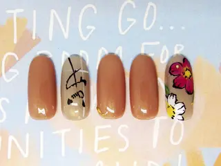 ネイル ティーエヌ 金山駅東口店のネイルデザイン