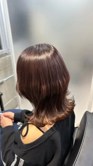 ミディアム カラー youres hair 髪質改善トリートメント&ヘッドスパ 新宿west店所属・小林春月 /新宿美容師のヘアスタイル