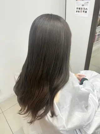 ロング カラー SOYON なんば店所属・水島 真彩のヘアスタイル
