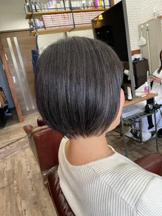 ショート HAIR MAKE Avalon 橋本店所属・💎白髪染めも対応 🙆👌山本明菜のヘアスタイル
