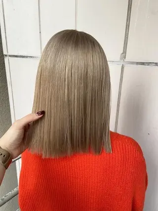 セミロング カラー TIGRE kamitoriのヘアスタイル