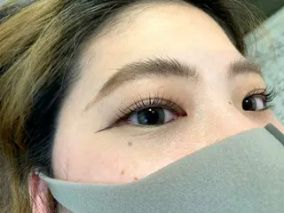 マツエク・マツパ メンズ眉毛サロン THE 3rd HAIR メンズアイブロウ船橋店【眉毛パーマ／まつげパーマ】所属・rei .の眉毛・アイブロウイメージ