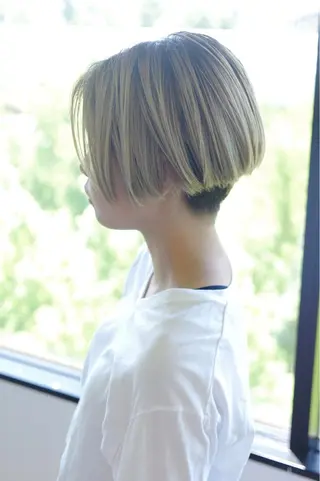 ショート カラー 🌈ディレクター🌈 徳松優希のヘアスタイル