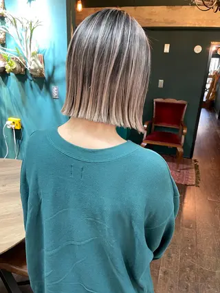 ミディアム vivre libre所属・vivre libreのヘアスタイル