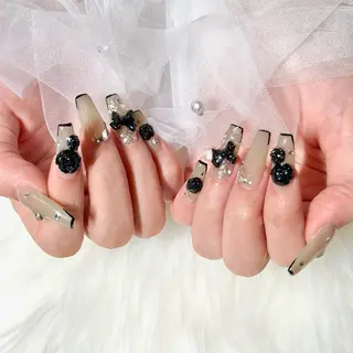 ネイル MIGHTY COLORのネイルデザイン