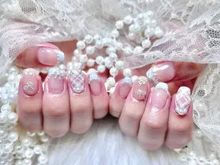 ネイル 🎀まゆ 🪽🐾のネイルデザイン