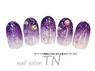 ネイル 中島 実穂のネイルデザイン