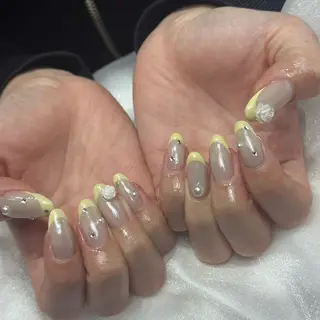 セミロング Remore+eyelash&nailsalon所属・高橋 音葉のネイルデザイン