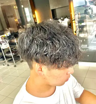 ショート パーマ メンズ パーマ特化美容師 🔥Yoshiyaのヘアスタイル
