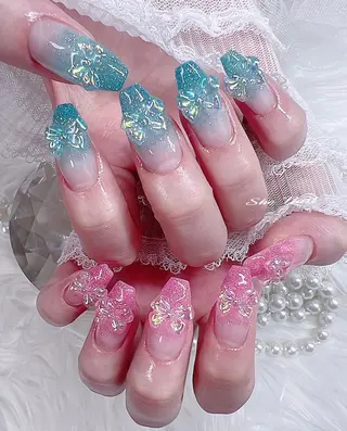 ネイル She   Nail所属・ISA_ BELLAのネイルデザイン