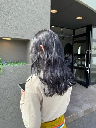 ロング maco 艶感ハイトーン🦋のヘアスタイル