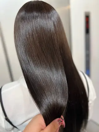 カラー louwe 武藤幸世のヘアスタイル