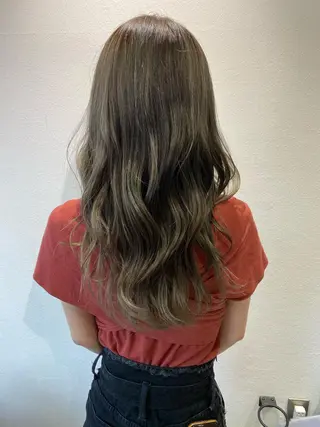 ロング カラー Hello Design Coconeel所属・UNJOUR / kannaのヘアスタイル