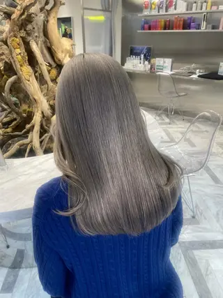 カラー Shiori･:* 💫のネイルデザイン