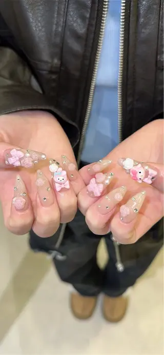 ネイル 👽個性派ネイル🎀 komachiのヘアスタイル