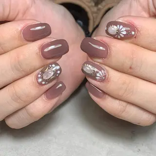 ネイル atelier　FIORITURA所属・FIORITURA aiのネイルデザイン