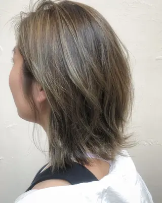 ショート カラー luve heart's And Be minamisemba所属・脇坂 佳世の眉毛・アイブロウイメージ