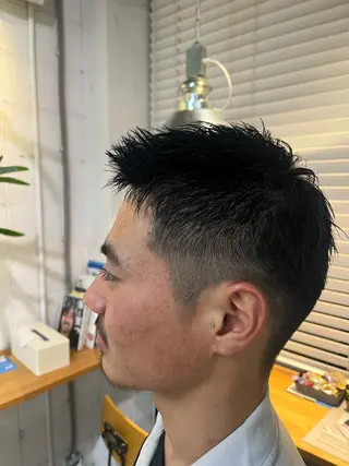 ショート 髙栁 航太の眉毛・アイブロウイメージ