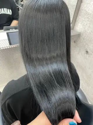 セミロング 🫧バレイヤージュ/ ハイトーン/ミズキのヘアスタイル