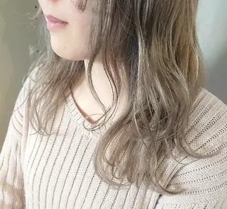 セミロング カラー coii コイ【原宿/表参道】のヘアスタイル