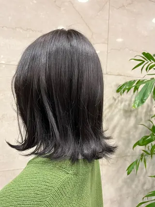 カラー こまつばらみお/レイ ヤー/ダブルカラーのヘアスタイル