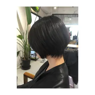 ショート カラー アオガミ （前髪顔周りカット）のヘアスタイル