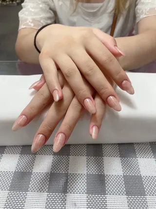 ネイル Tagi 銀座所属・Tagi Nail 銀座店のネイルデザイン