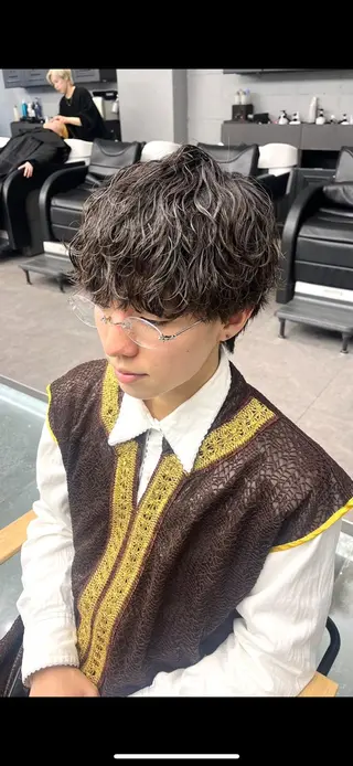 パーマ メンズ ⭐︎ハイトーン /レイヤー✩momoのヘアスタイル