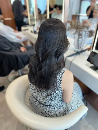 セミロング カラー 韓国レイヤー🇰🇷 韓国研修◎渋谷カイトのヘアスタイル