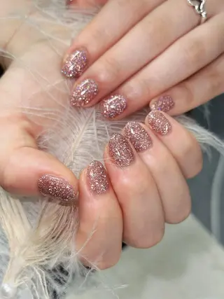 ネイル グロー ネイルのネイルデザイン