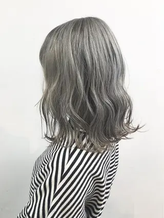 ミディアム カラー MASAYUKI/ ブリーチのヘアスタイル