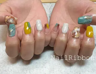 ネイル ネイルリボン 受付スタッフのネイルデザイン