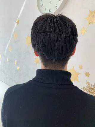 ショート カラー パーマ メンズ ハイトーンカラー🤍 山下 優華のヘアスタイル