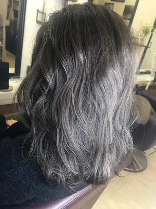 セミロング カラー Lucet所属・糸井 一輝のヘアスタイル