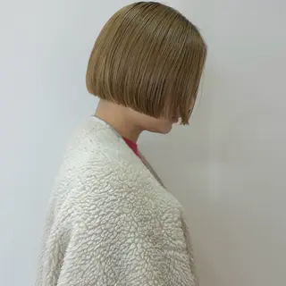 ショート カラー nonoka オリーブ/レイヤーのヘアスタイル