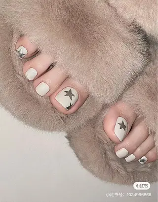 ネイル One Plus Nail Salonのネイルデザイン