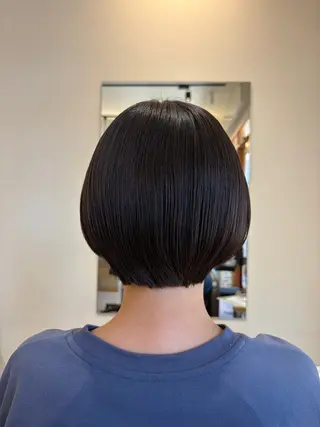 ショート 荒井 茉凜のヘアスタイル