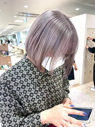 ミディアム カラー 🍀自然＆長持ち♪ 縮毛矯正の匠✨️のヘアスタイル