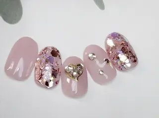 ネイル 矢野 美希のネイルデザイン