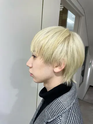 ショート メンズ 🦋艶髪ハイトーン / Mio🦋のヘアスタイル