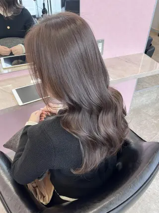 カラー MATTY azusaのヘアスタイル