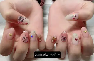 ネイル 〜 R〜 プライベートサロンのネイルデザイン