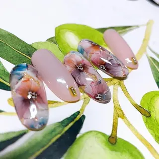 ネイル 奥園 良恵のネイルデザイン