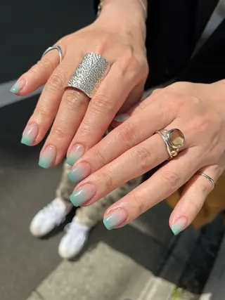 ネイル hiyori🫧 mieuxのネイルデザイン