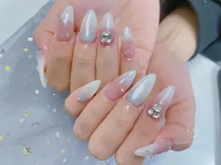 ネイル ネイルサロンエクラ 🫧Shizukaのネイルデザイン