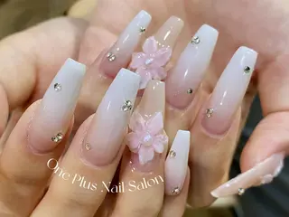 ネイル One plus StudioNailのネイルデザイン