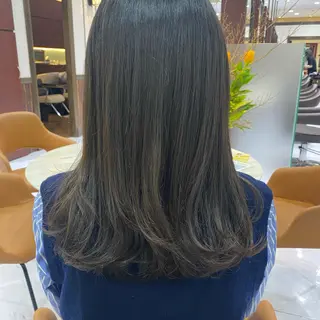 ロング 宮澤 美幸のヘアスタイル