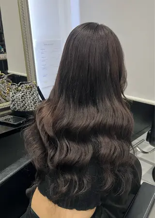 ロング カラー YUDU🍊 germe/ジェルムのヘアスタイル